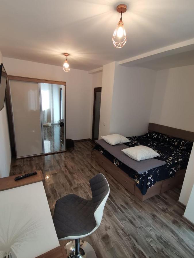 B&P Apartments Mamaia Nord 5 ナボダリ エクステリア 写真