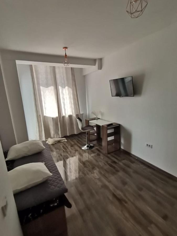 B&P Apartments Mamaia Nord 5 ナボダリ エクステリア 写真