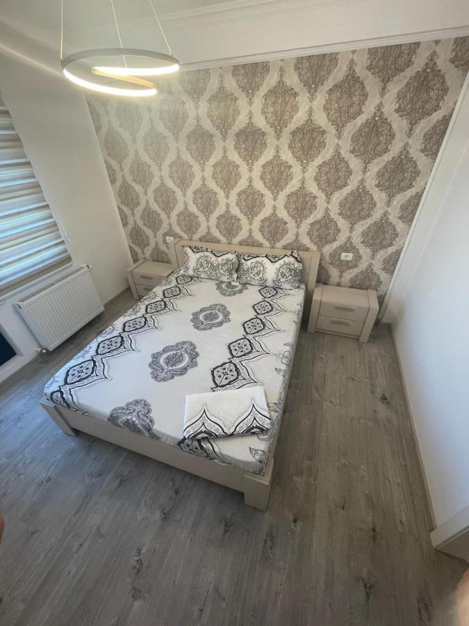 B&P Apartments Mamaia Nord 5 ナボダリ エクステリア 写真